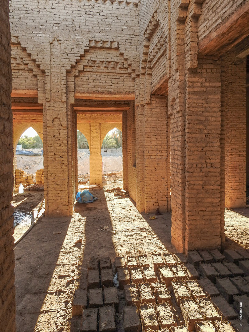 Salima Naji Souk Tablaba Oasis de Taghjijt