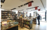 La librairie de la place de l'Odéon, ouverte depuis trente ans, fermera fin novembre - Crédit photo : DR  