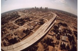 Autouroute menant à Dallas, Texas, 1972. © Bob Smith/National Archives/Records of the EPA - Crédit photo : DR  