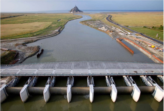 Barrage du Mont St Michel<br/> Crédit photo : JOUANNEAU Thomas