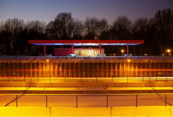 Led Cloud, Amsterdam, vu de l'autoroute<br/> Crédit photo : KOPPEN Marcus